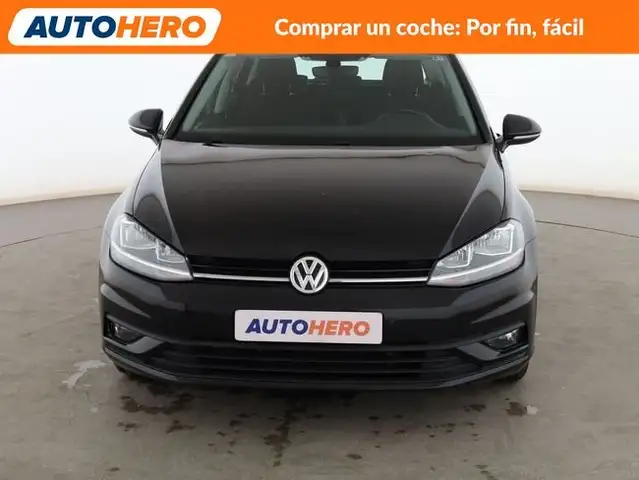 Volkswagen Golf view 9