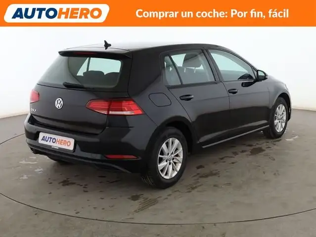 Volkswagen Golf view 6