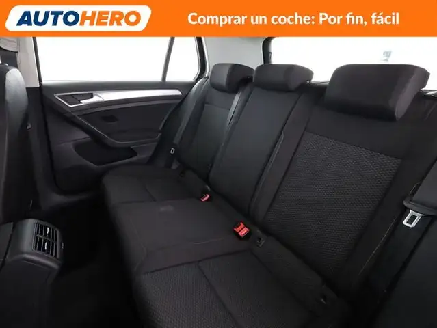 Volkswagen Golf view 15
