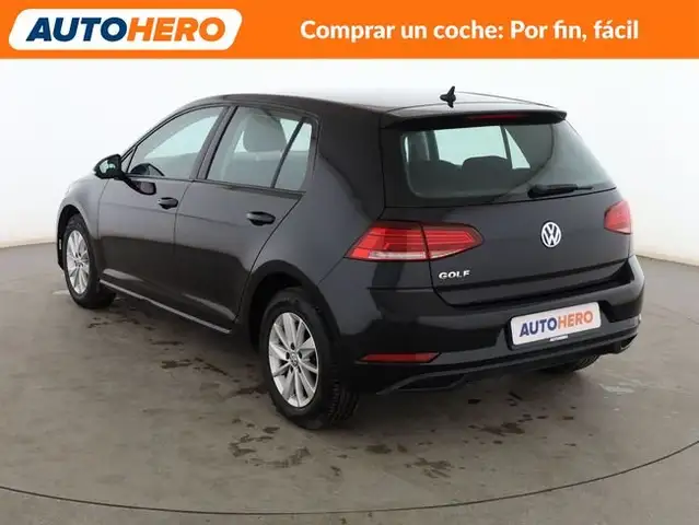 Volkswagen Golf view 4