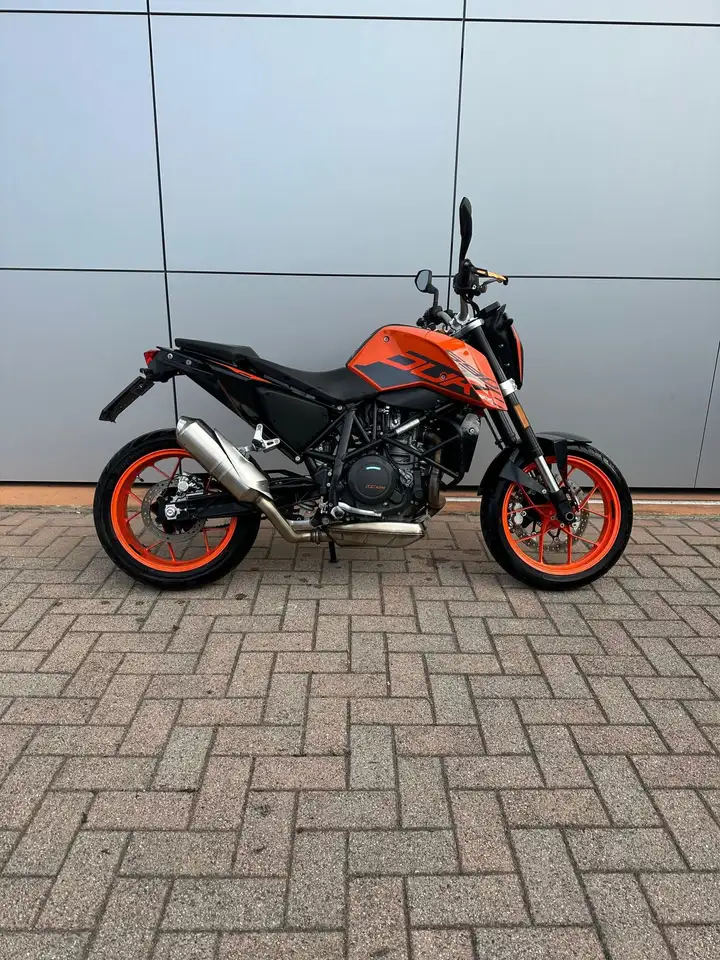 KTM 690 Duke