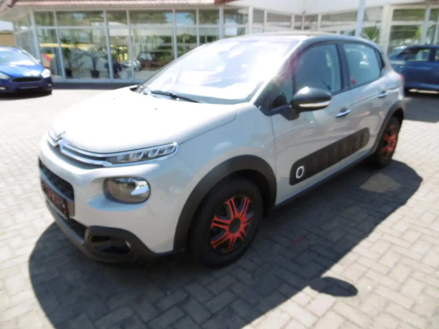 Citroen C3 Shine Grau - 2