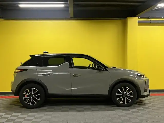 DS Automobiles DS 3 Crossback view 14