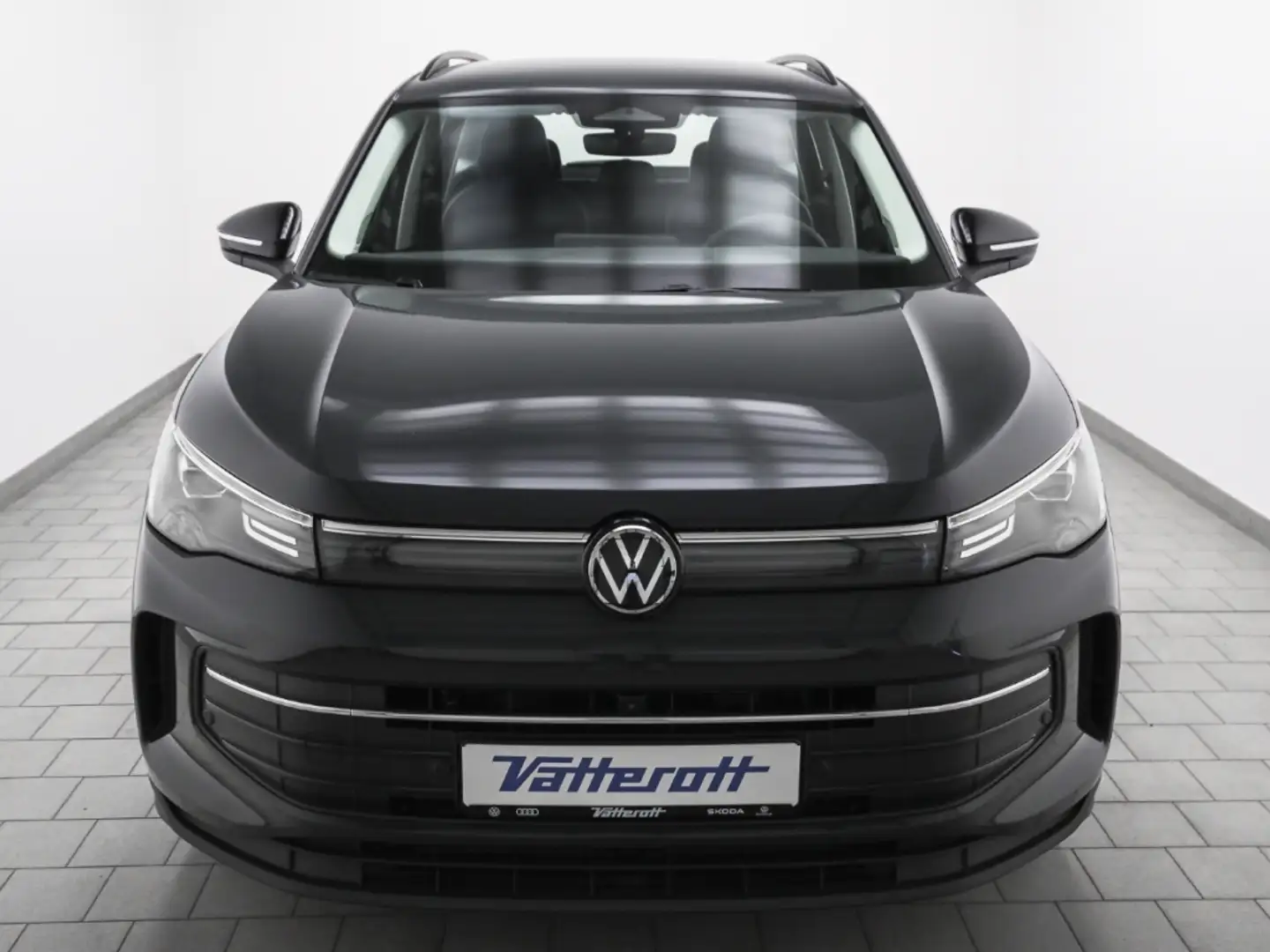 Volkswagen Tiguan 1.5 eTSI DSG GOAL LED AHK Navi Grau - 2