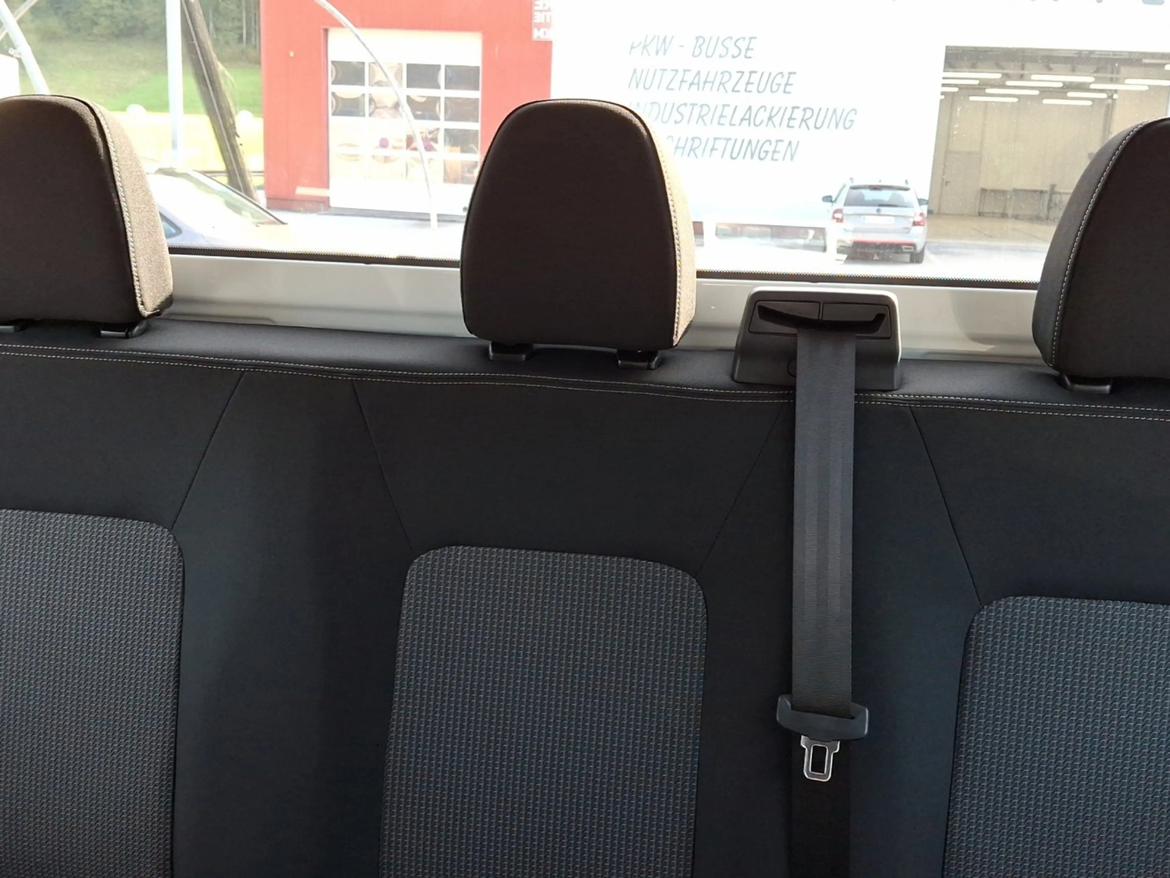 Volkswagen Transporter Doka-Pritsche TDI — photo 15