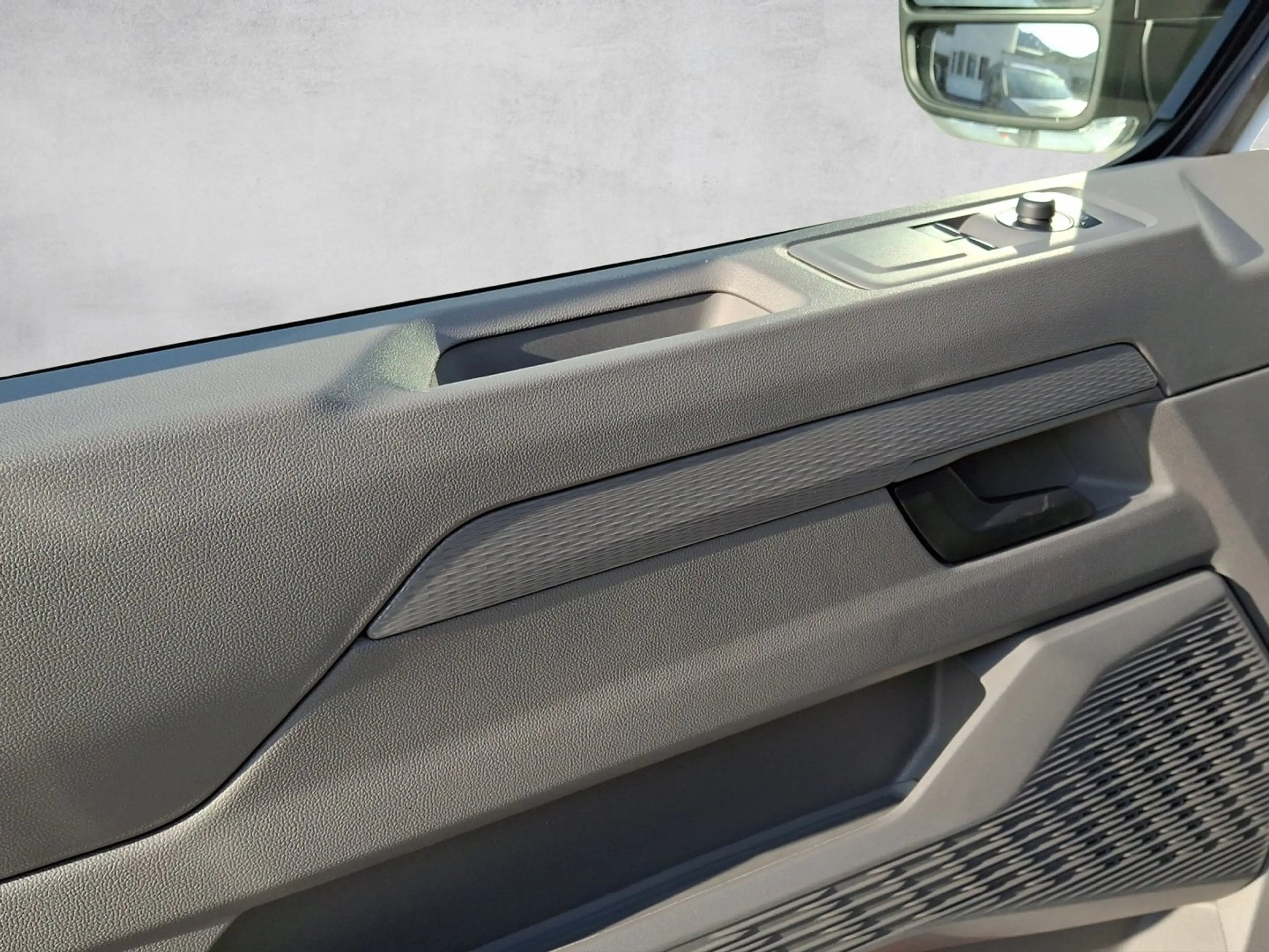 Volkswagen Transporter Doka-Pritsche TDI — photo 9