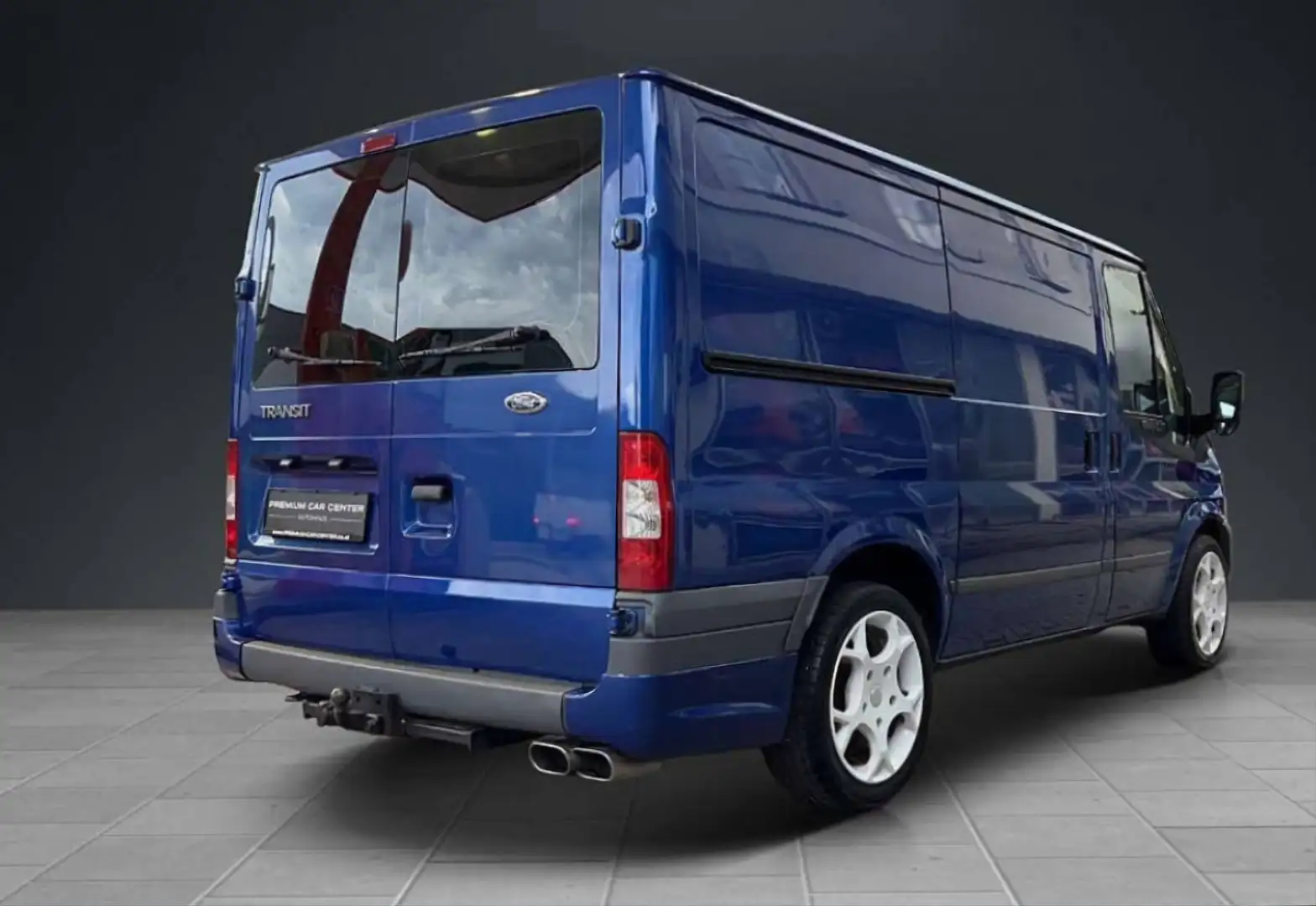 Ford Transit Bus Sport Edition Blau - 2