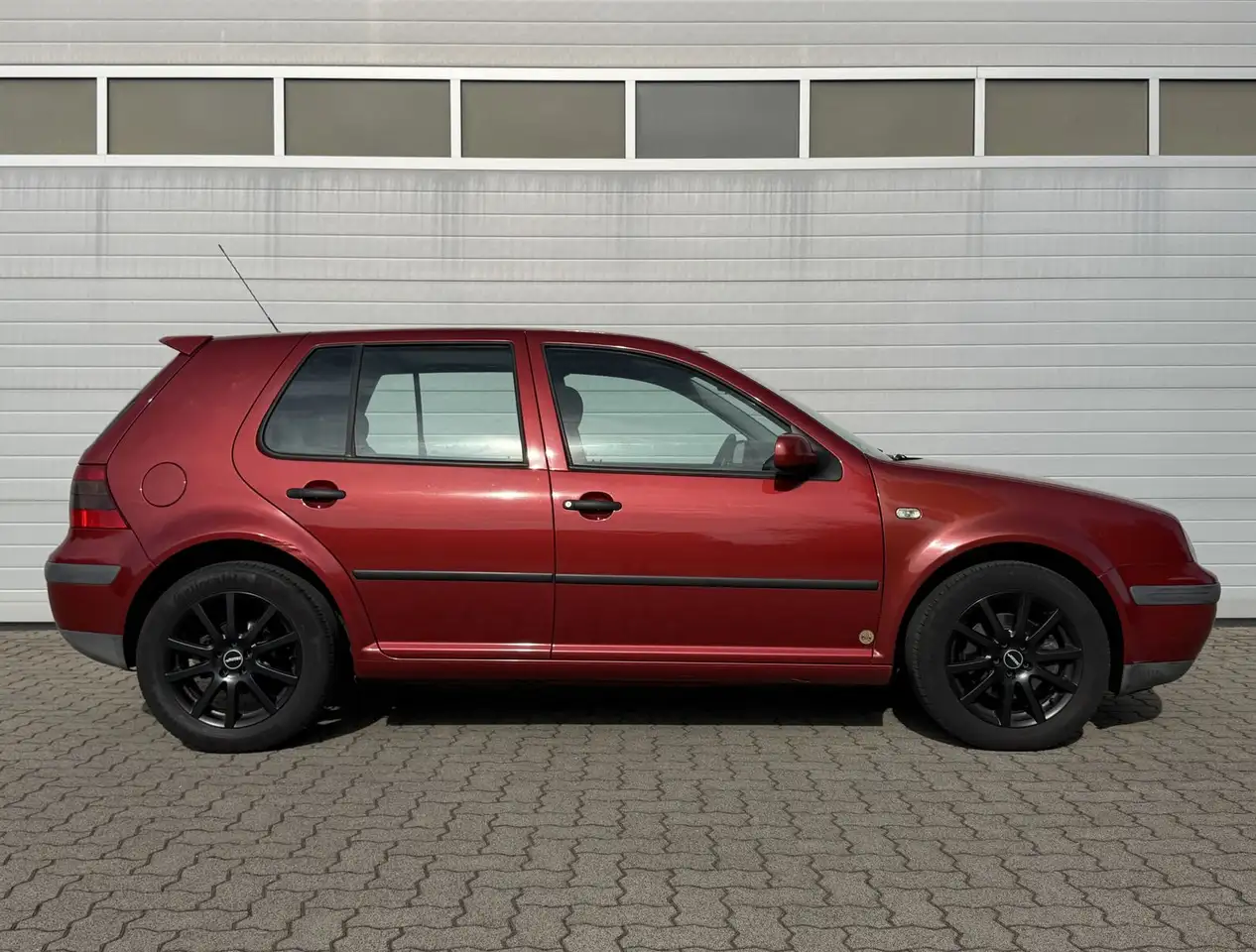 Volkswagen Golf Trendline 2-HAND/Scheckheft/Radio/Alufelgen, foto 2