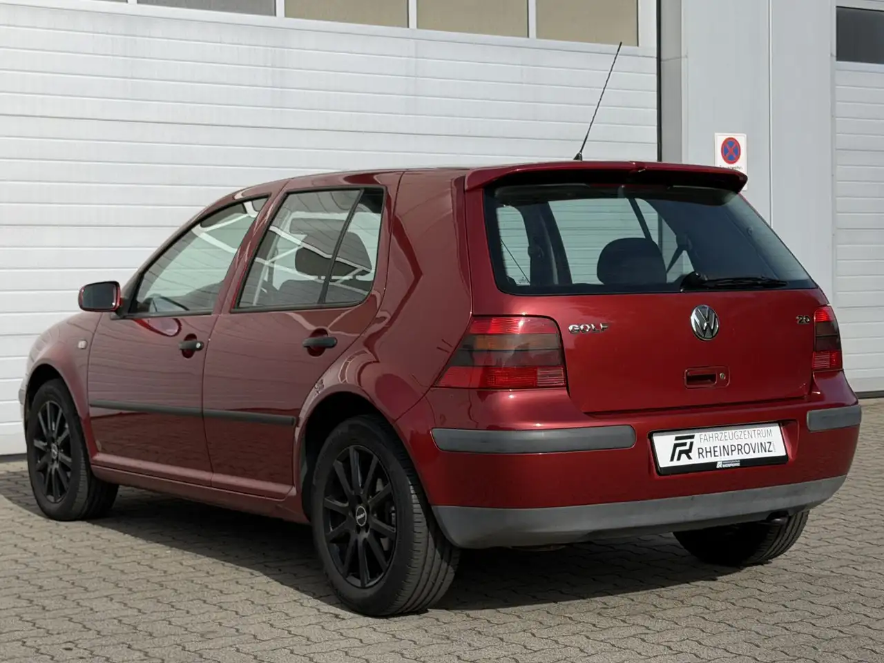 Volkswagen Golf Trendline 2-HAND/Scheckheft/Radio/Alufelgen, foto 4
