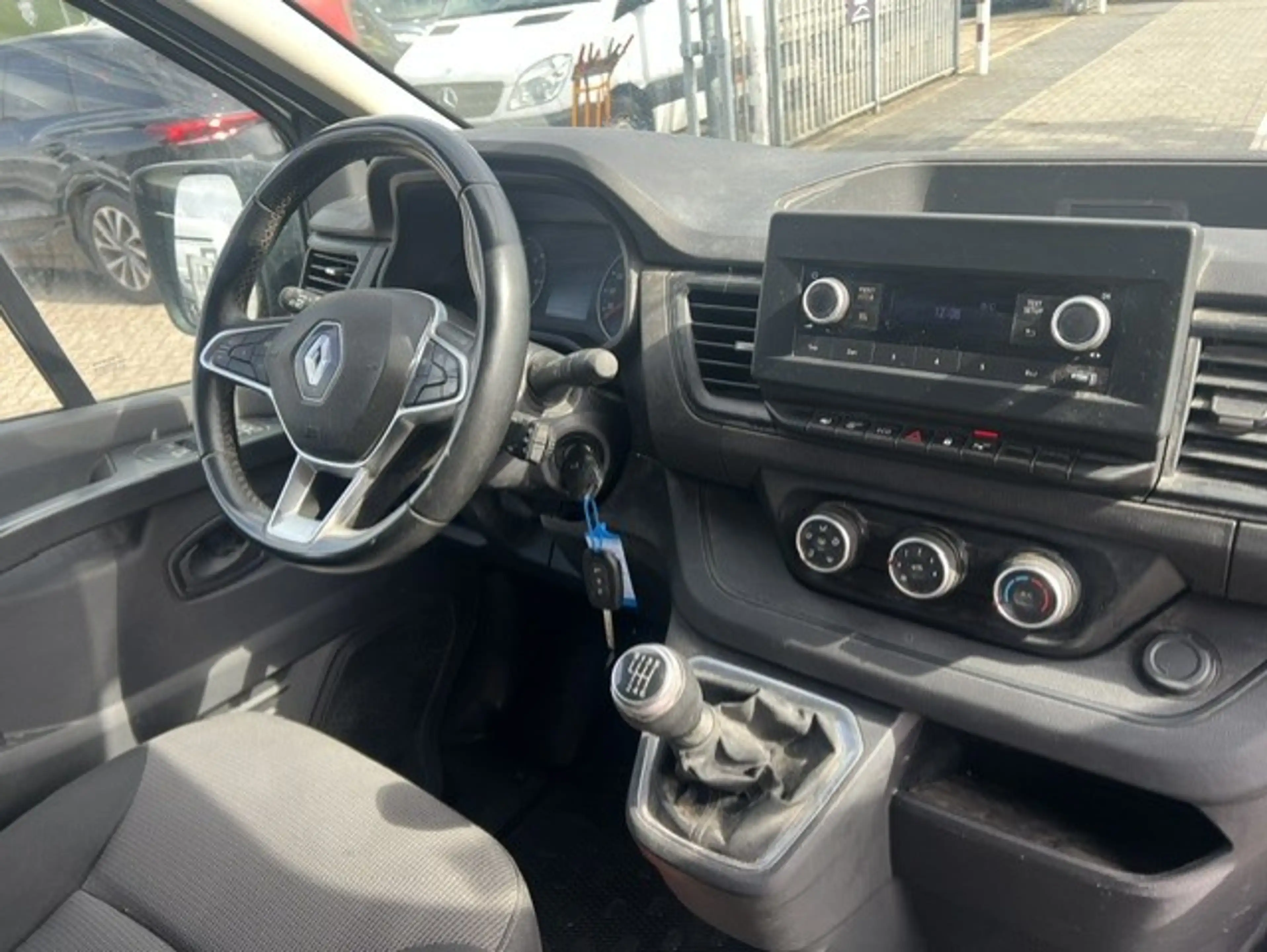 Renault Trafic 2.0 Blue dCi 96kw L2H1 LANG AIRCO KLIMA EURO6 — photo 7