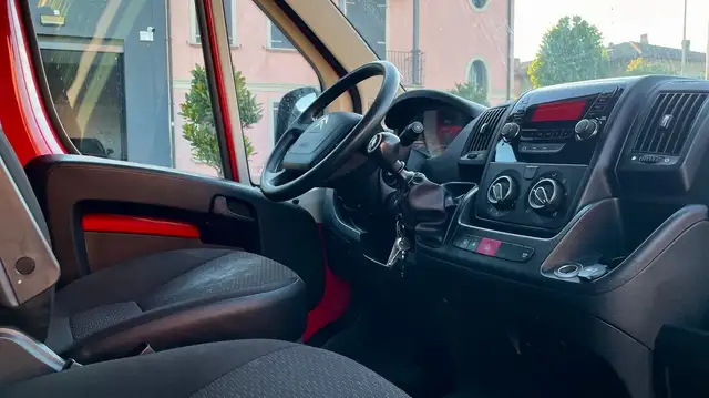 Citroen Jumper view 13
