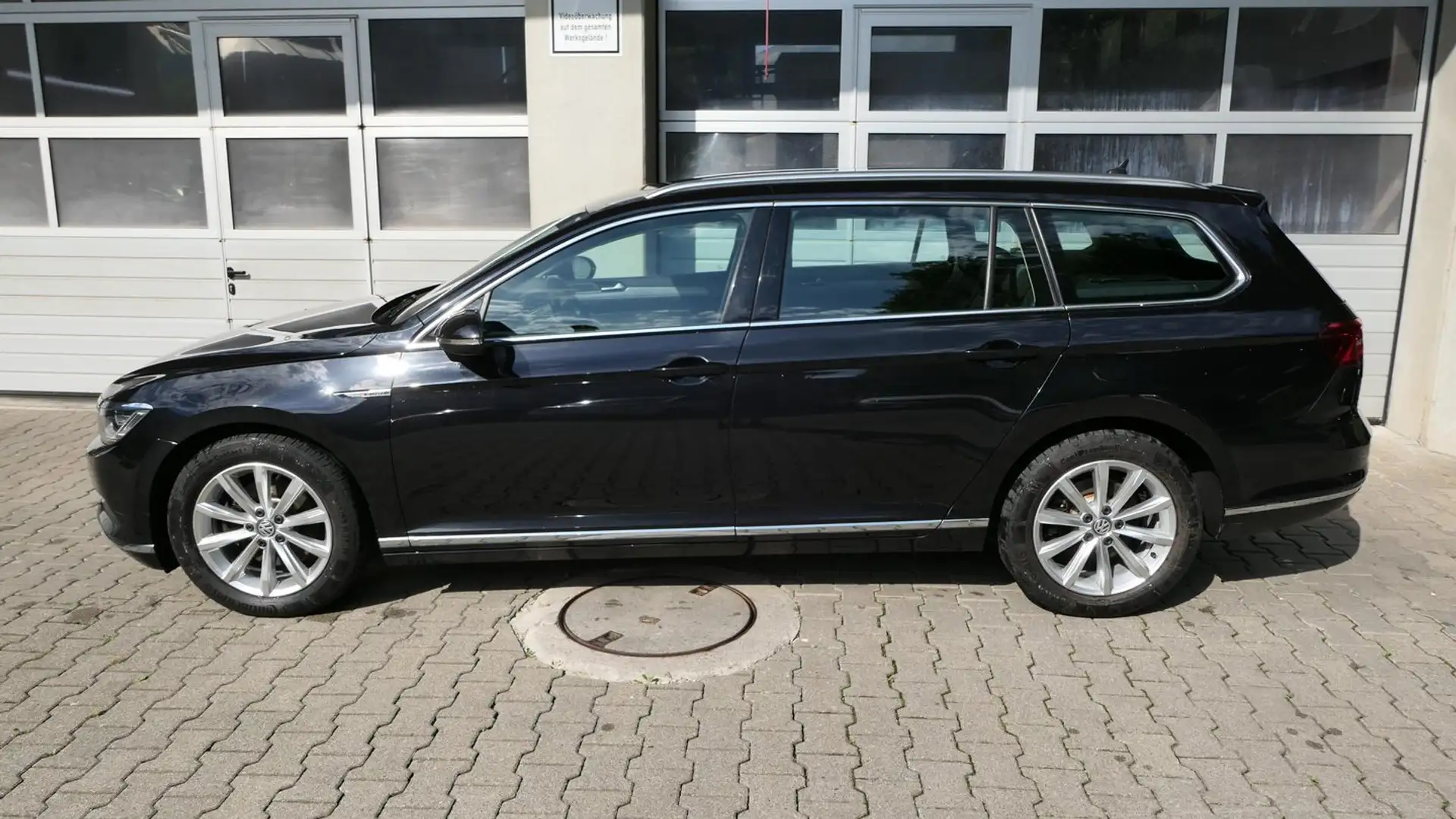 Volkswagen Passat Variant HL TDI SCR 4MOTION DSG Nero - 2