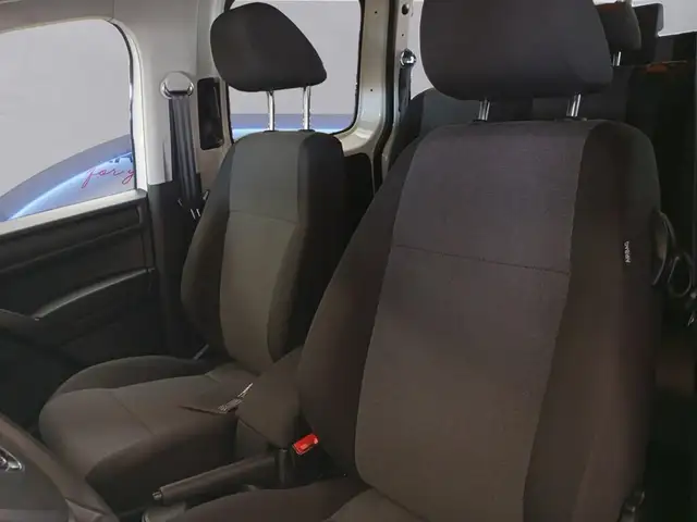 Volkswagen Caddy view 10