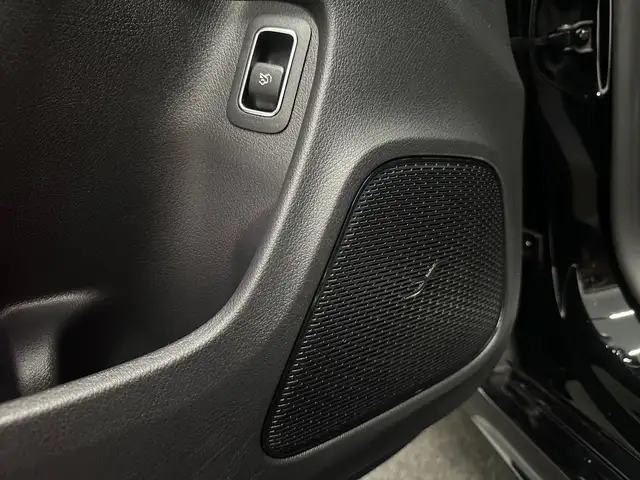Mercedes-Benz Cla view 30