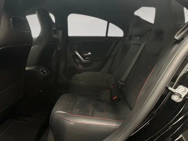 Mercedes-Benz Cla view 21