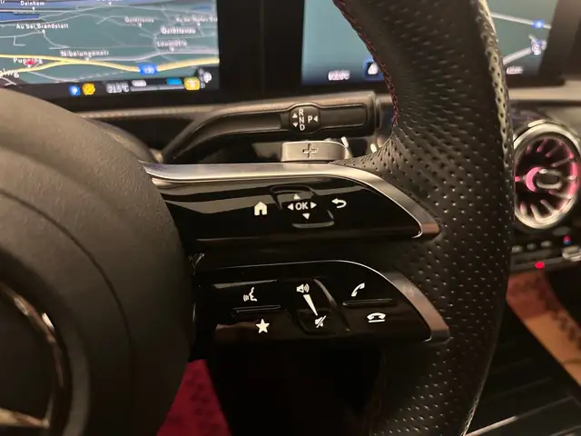 Mercedes-Benz Cla view 26