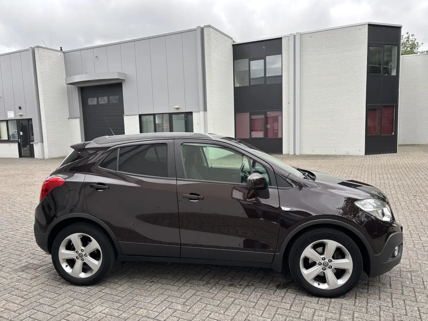 Opel Mokka 1.4 T Edition 6-Bak 141 PK. Mooie en zeer goed ond Bruin - 2