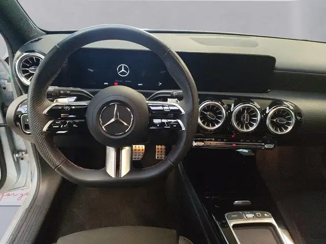 Mercedes-Benz A-Class view 11
