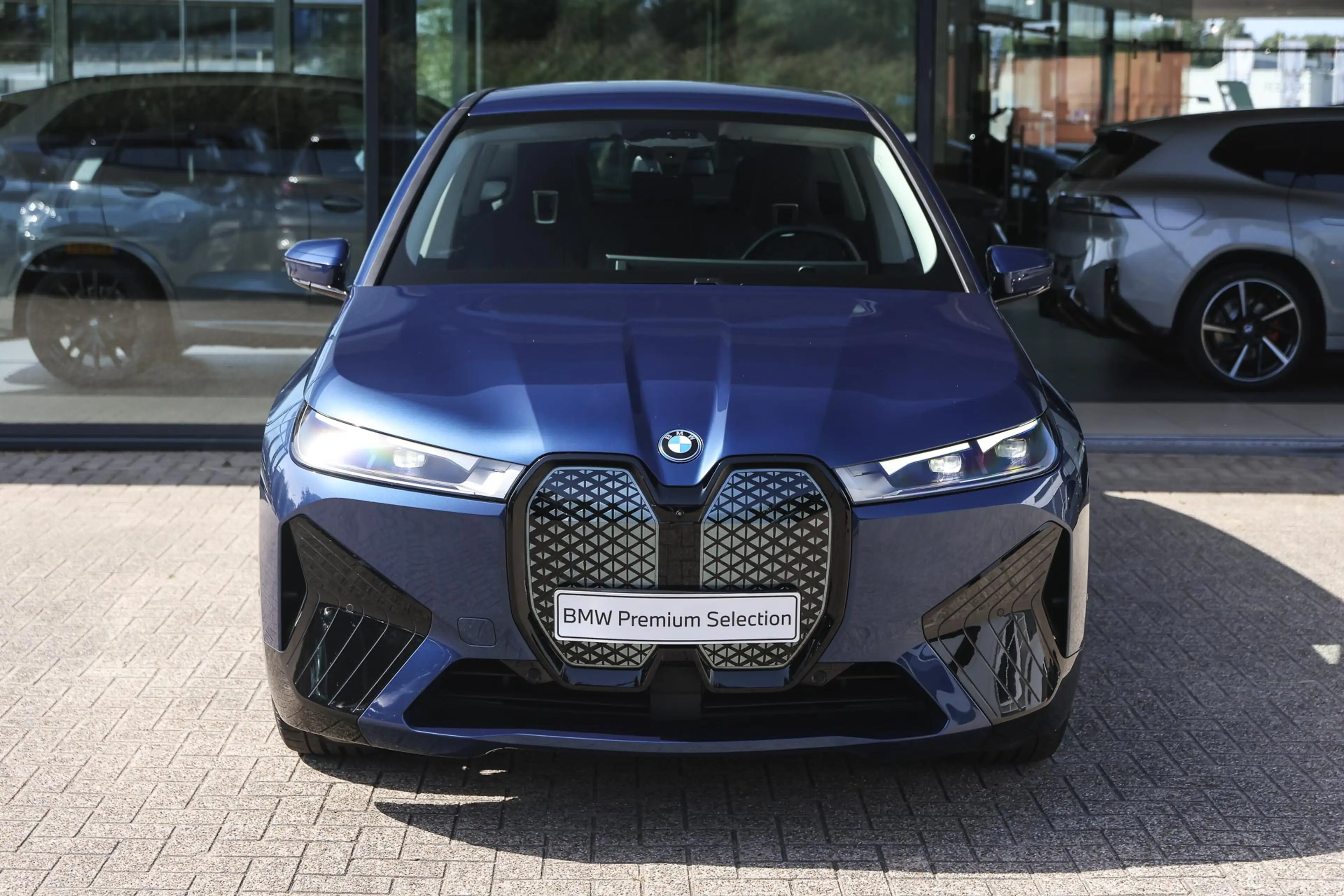 BMW iX xDrive40 High Executive / Sportpakket / Comfort Ac — photo 5