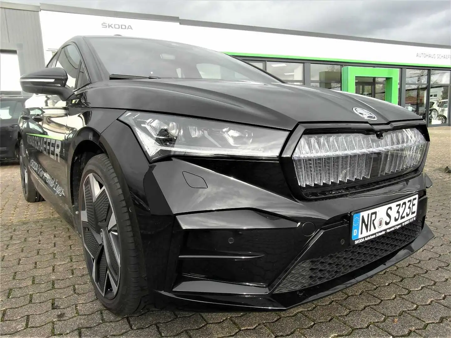 Skoda Enyaq Coupe RS IV Enyaq RS Coupe Matrix Head Up Schwarz - 1