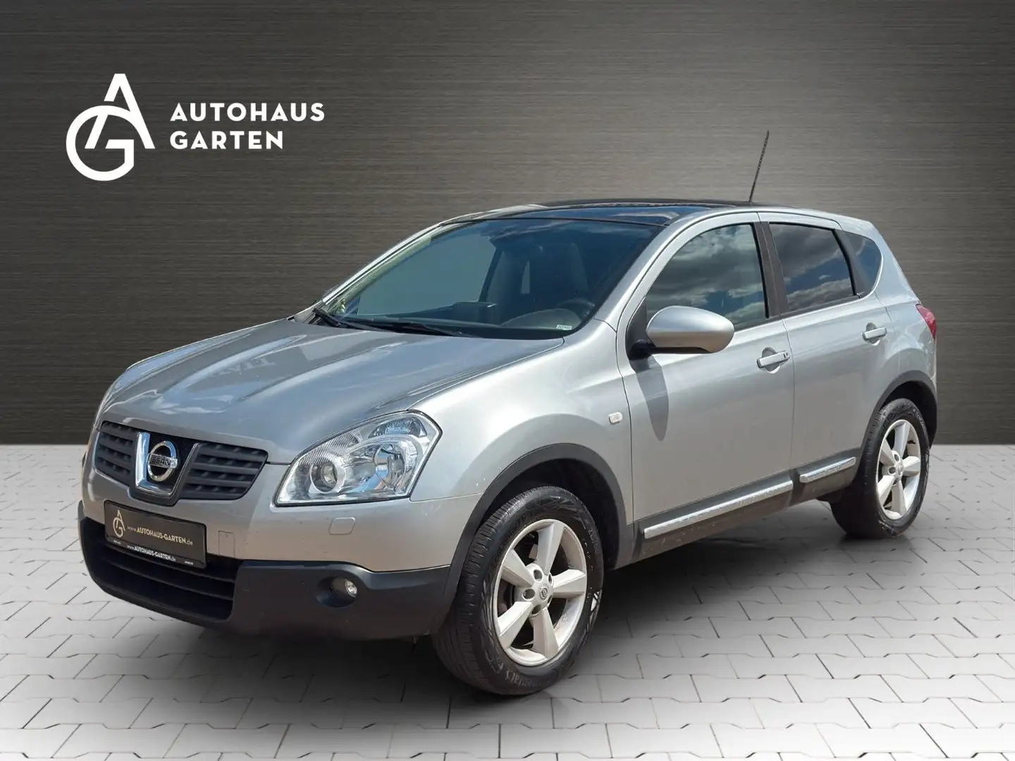 Nissan Qashqai 2.0 Automatik Leder Panorama Gri - 1