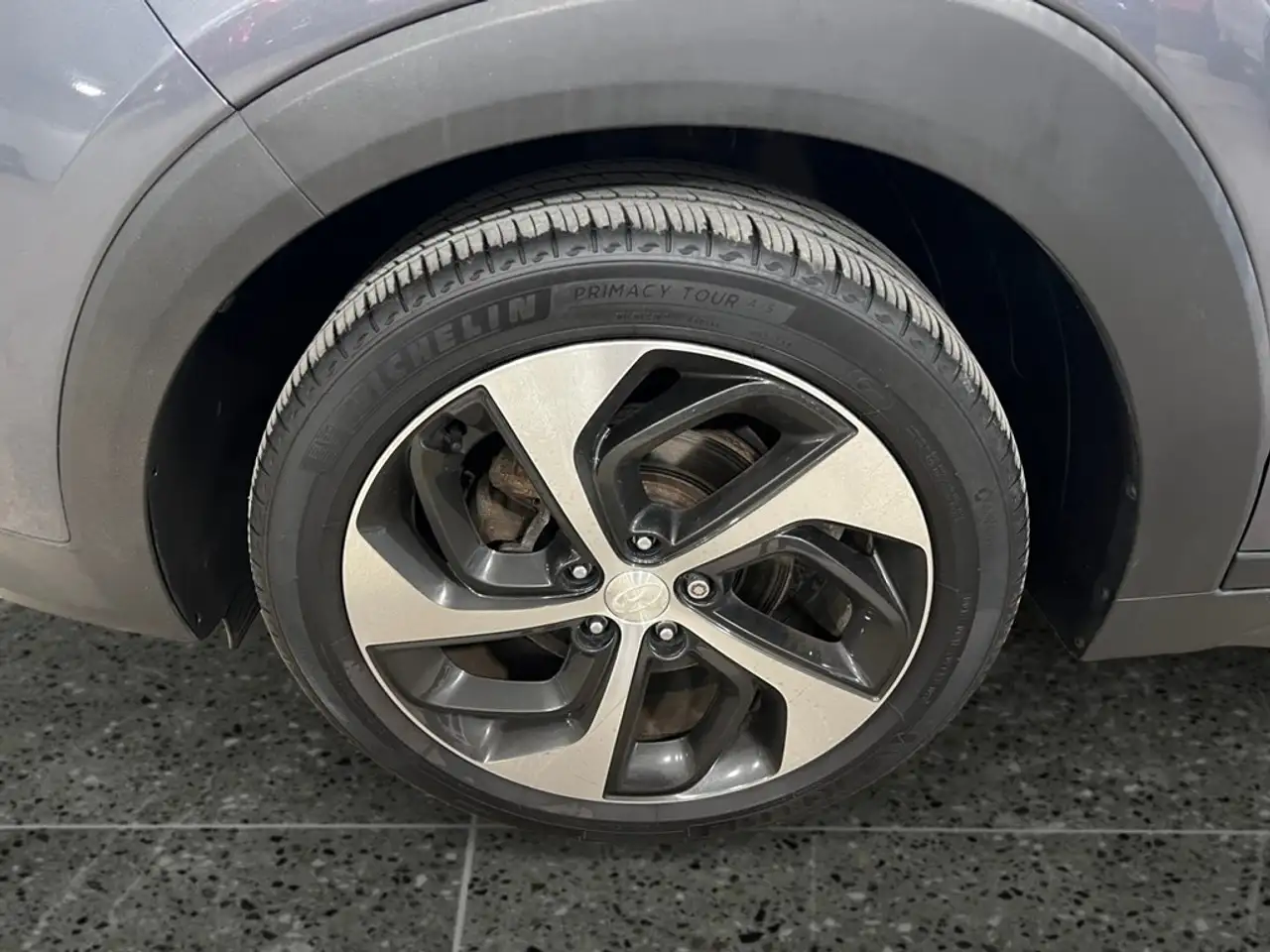Hyundai TUCSON снимка Hyundai TUCSON