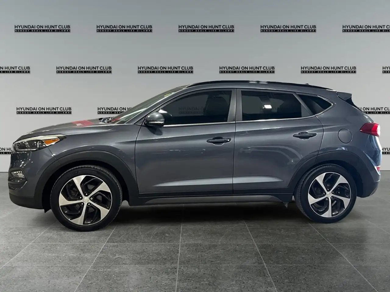 Hyundai TUCSON снимка Hyundai TUCSON