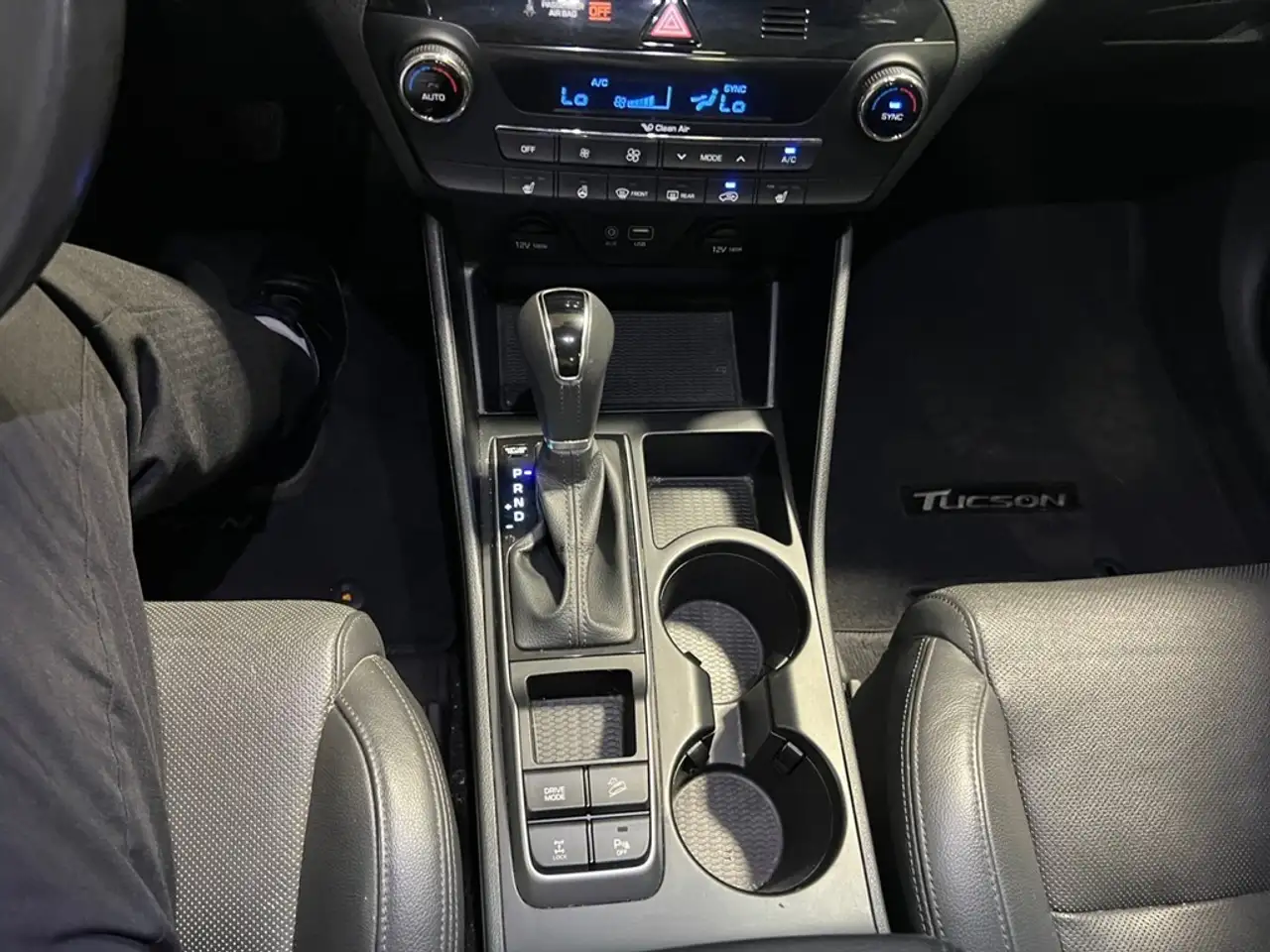 Hyundai TUCSON снимка Hyundai TUCSON