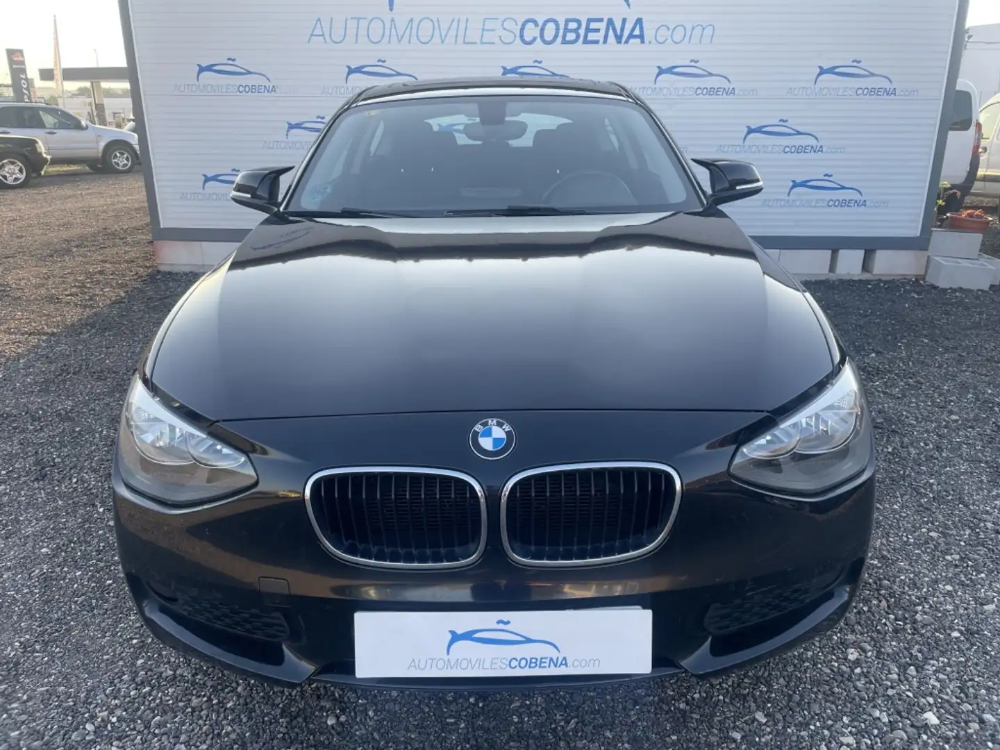 BMW 114 114i Sport Negro - 2