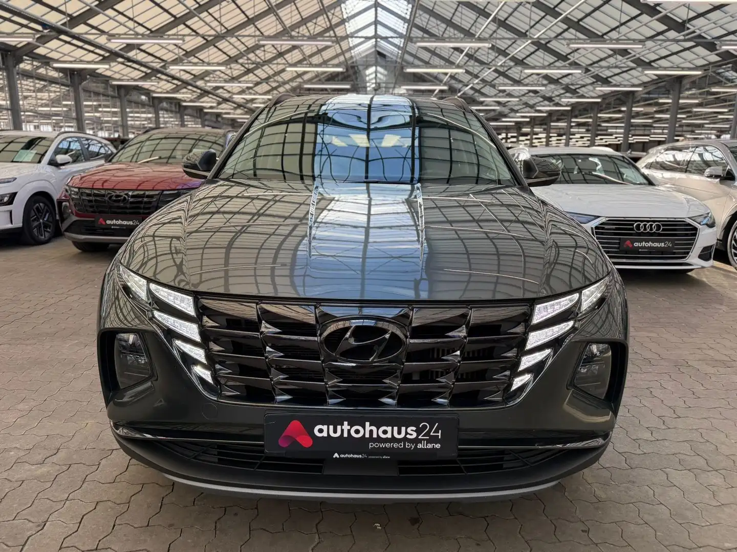 Hyundai TUCSON 1.6 T-GDI Select|Navi|CarPlay|Kamera Grijs - 2