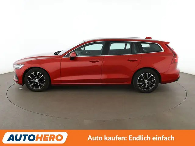 Volvo V60 view 3