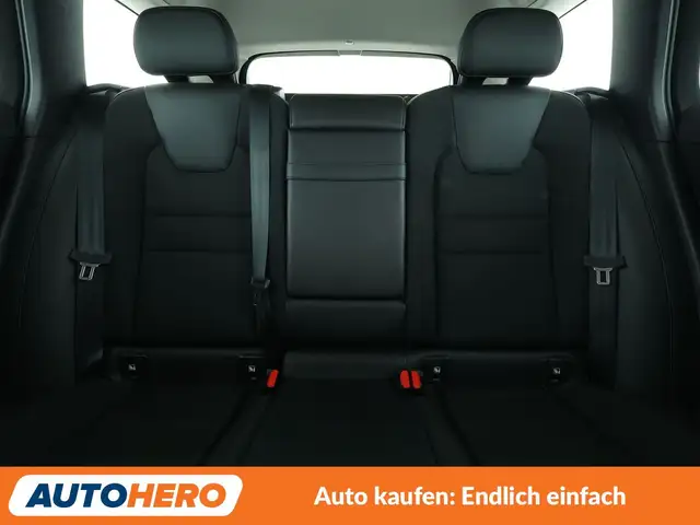 Volvo V60 view 15