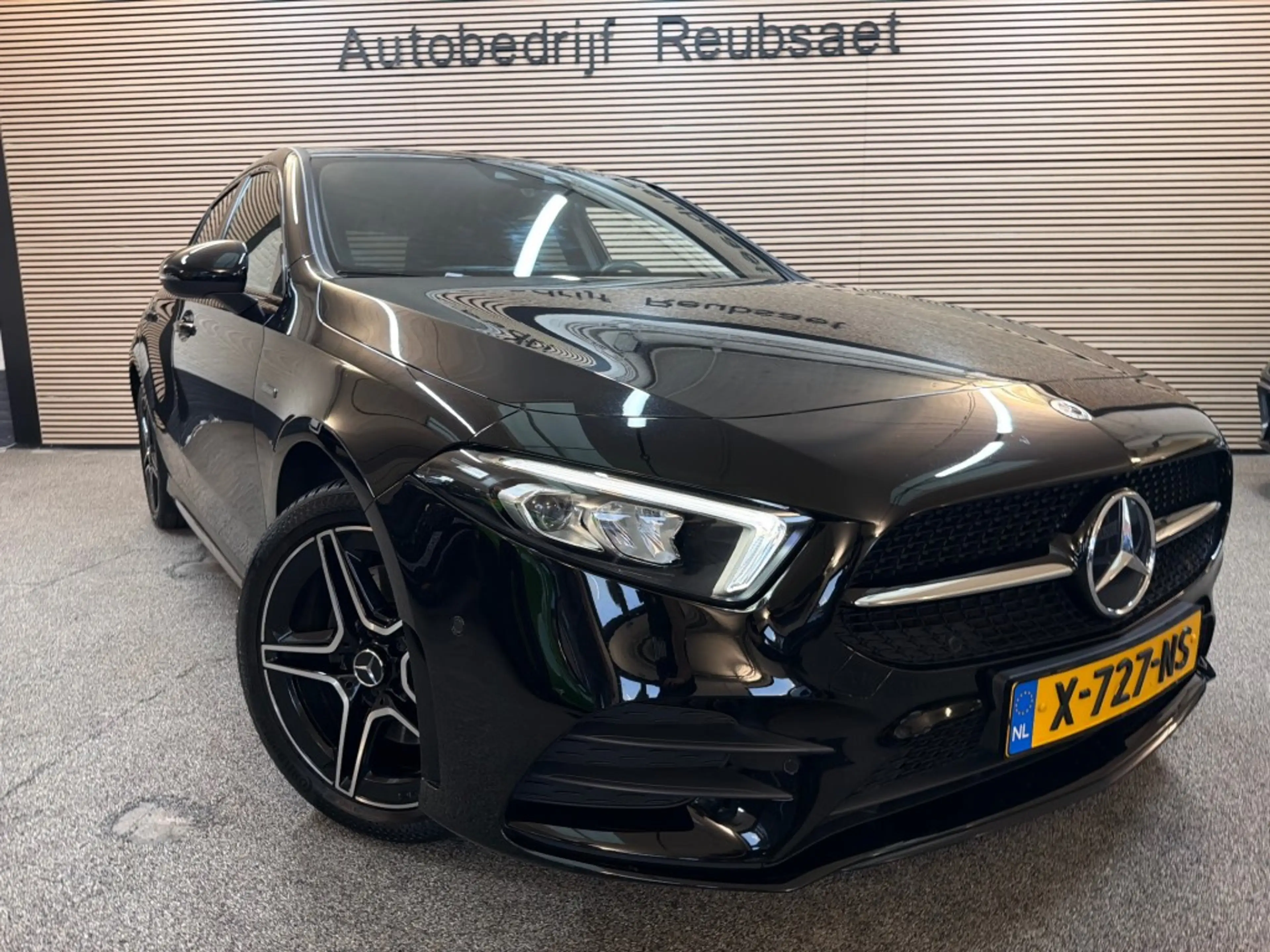Mercedes-Benz A 250 250 e Business AMG Line Sfeer Carplay Cruise Led N