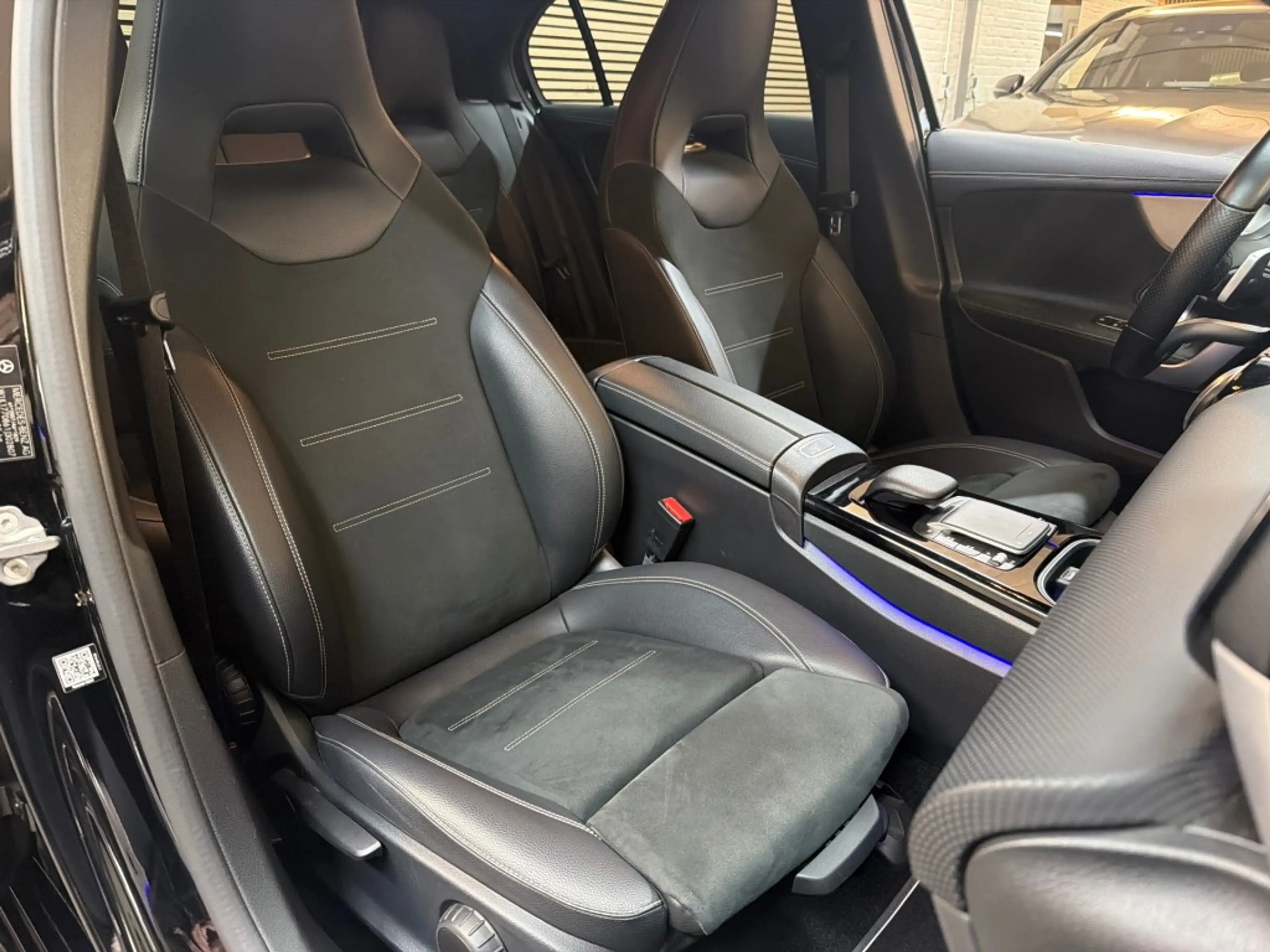 Mercedes-Benz A 250 250 e Business AMG Line Sfeer Carplay Cruise Led N — photo 14