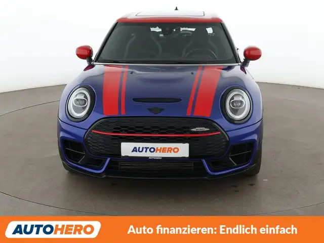 MINI Clubman view 9