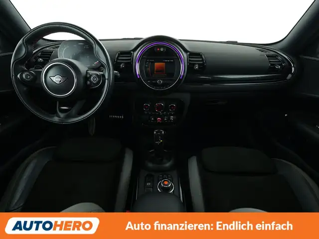 MINI Clubman view 12