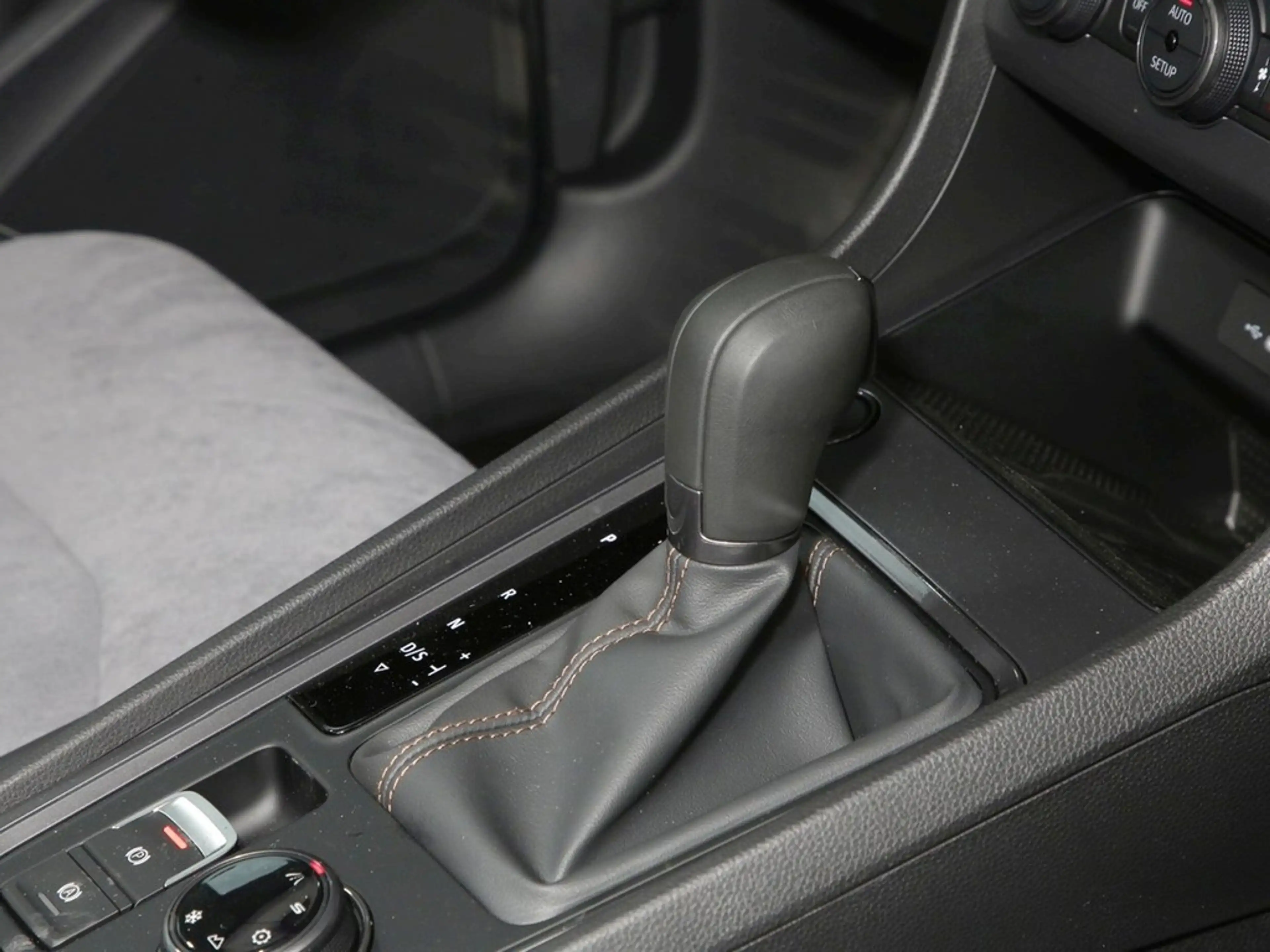 CUPRA Ateca Tribe Ed. 2.0 TSI Sie sparen 18.830 ATZ — photo 10