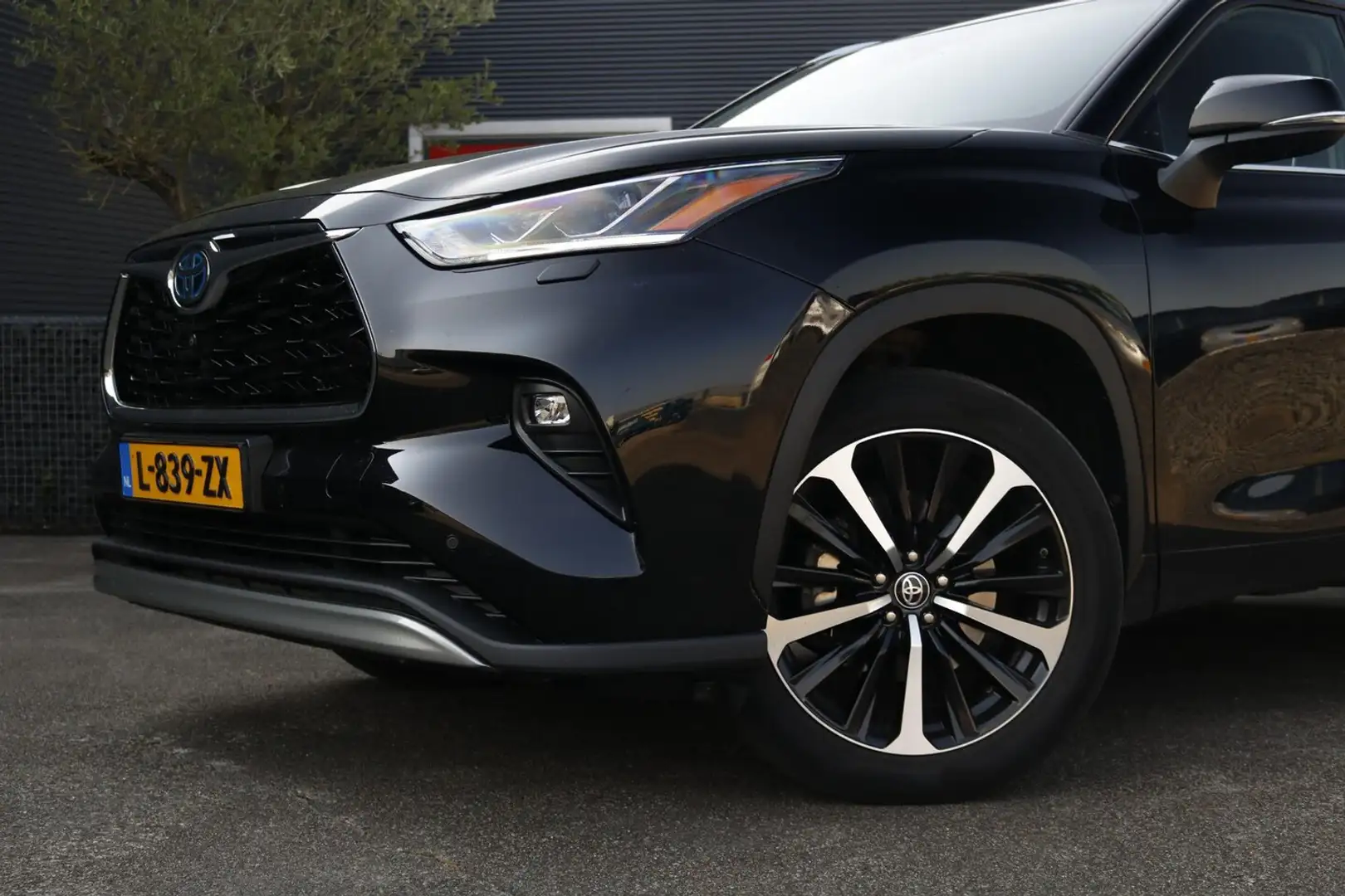 Toyota Highlander 2.5 AWD Hybrid Premium Trekhaak Alarm Zwart - 2