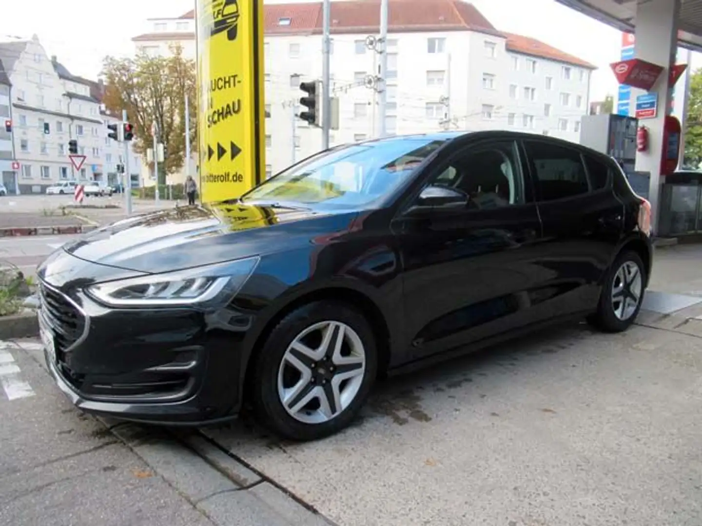 Ford Focus 1.5D Limousine Navi/SHZ/PDC/LED/Tempo Schwarz - 2