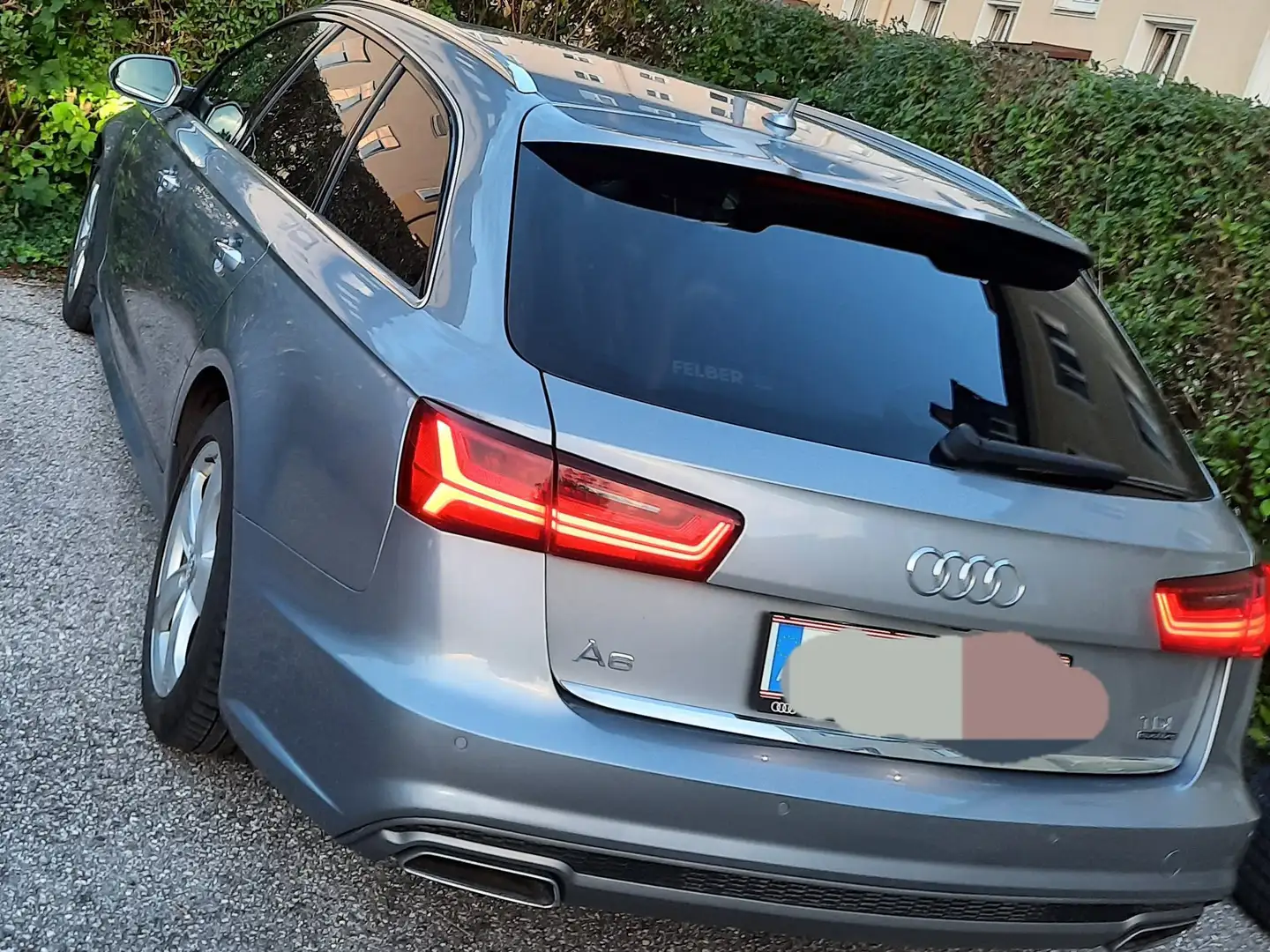 Audi A6 A6 Avant 3,0 TDI Clean diesel 3xS-Line Grau - 2