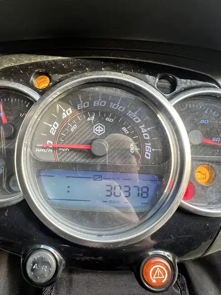 Piaggio Beverly 350 - foto 7