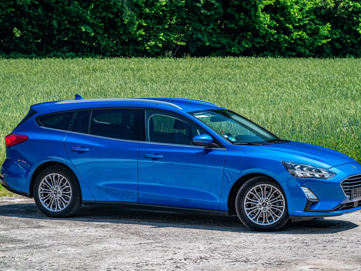Ford Focus Titanium der Familien-Sportler aus 1Hand Automatik Blau - 2
