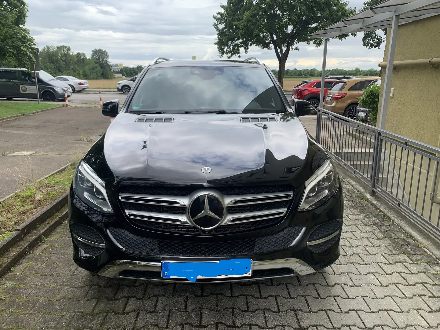 Mercedes-Benz GLE 350 GLE 350 d 4Matic 9G-TRONIC Exclusive Schwarz - 2