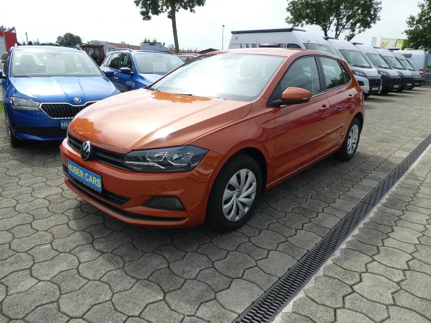 Volkswagen Polo VI Trendline NAVI+ENERGETIC ORANGE Orange - 1