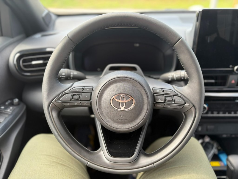 Toyota Yaris Cross SUV, 5-türig Style 1,5 VVT-i Hybrid CV — photo 14