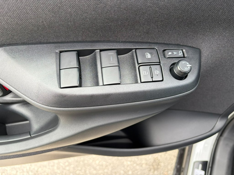 Toyota Yaris Cross SUV, 5-türig Style 1,5 VVT-i Hybrid CV — photo 13