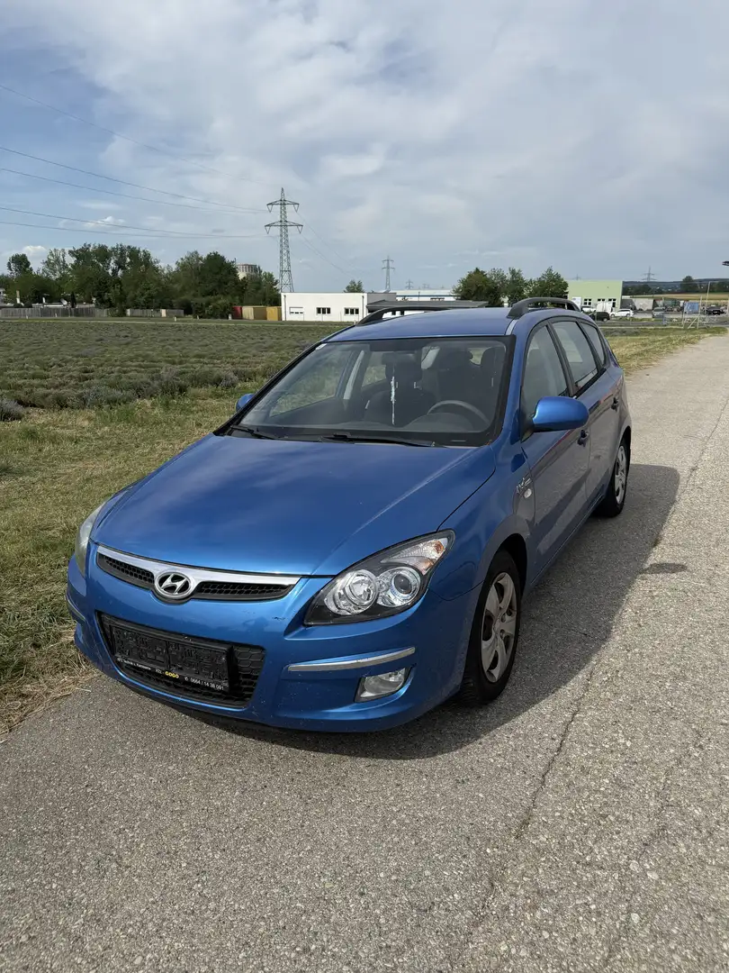Hyundai i30 CW 1,6 CRDi Comfort DPF - 1