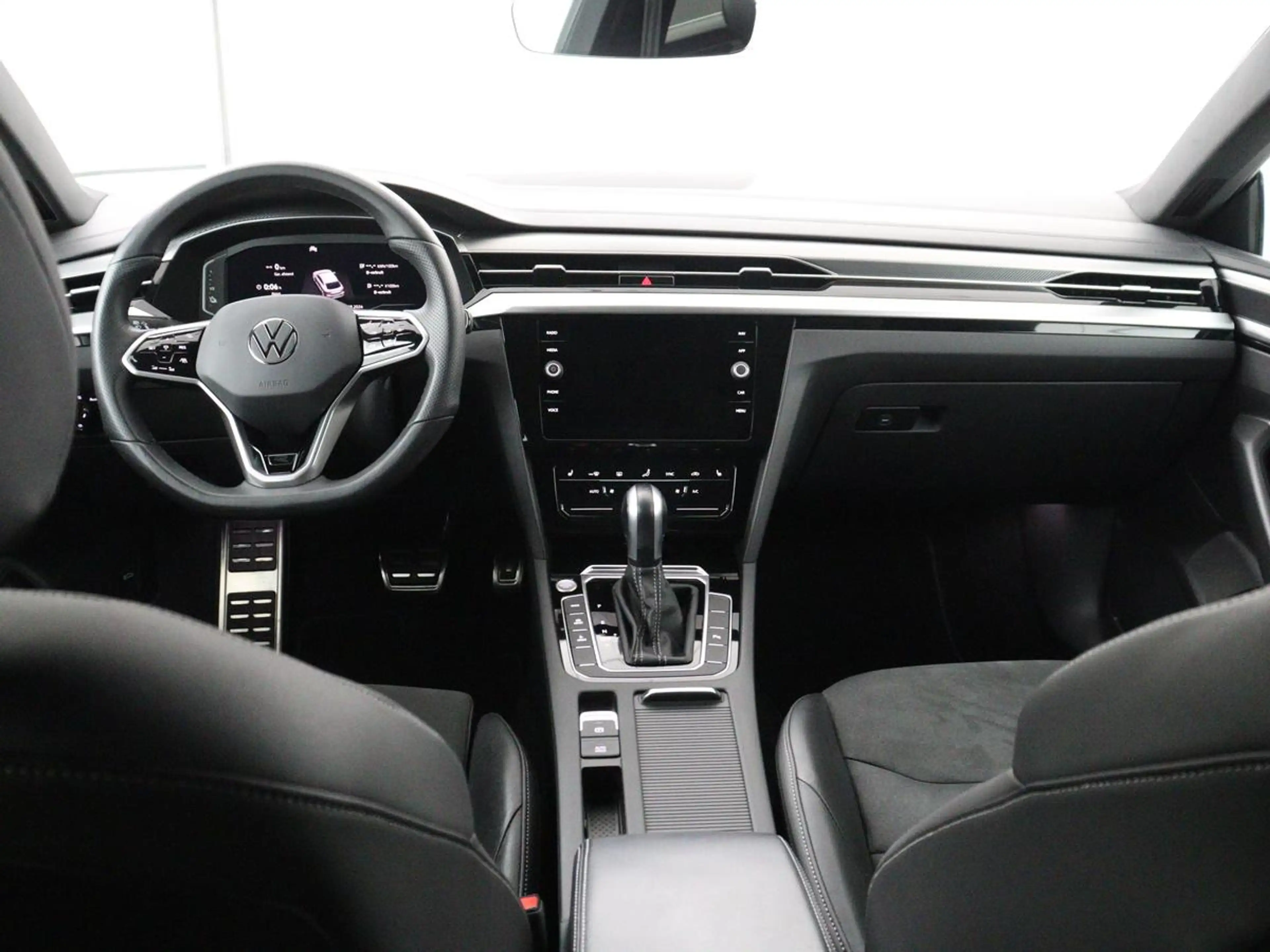 Volkswagen Arteon 1.4 TSI eHybrid R-Line Business+ — photo 5