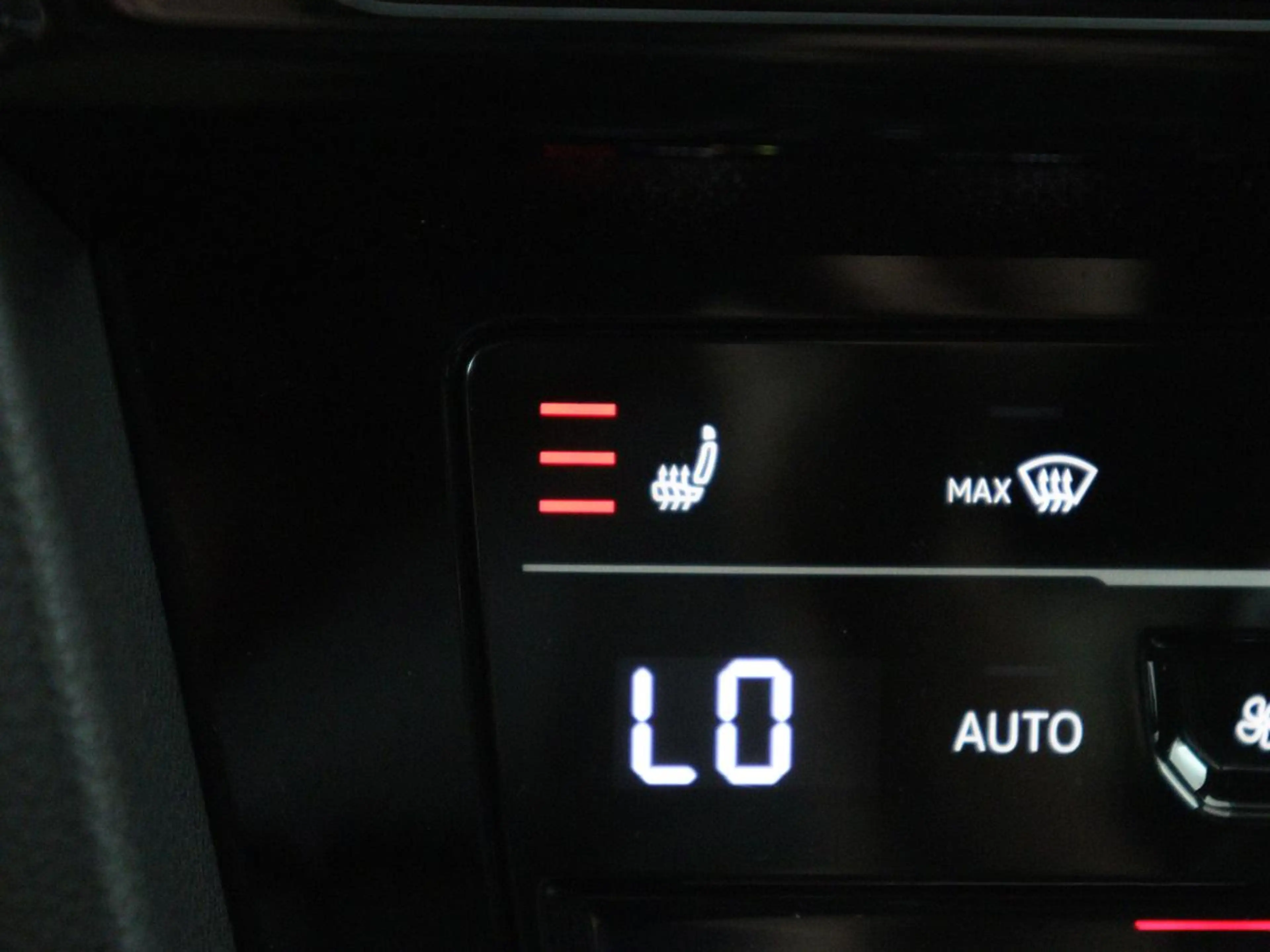 Volkswagen Arteon 1.4 TSI eHybrid R-Line Business+ — photo 11