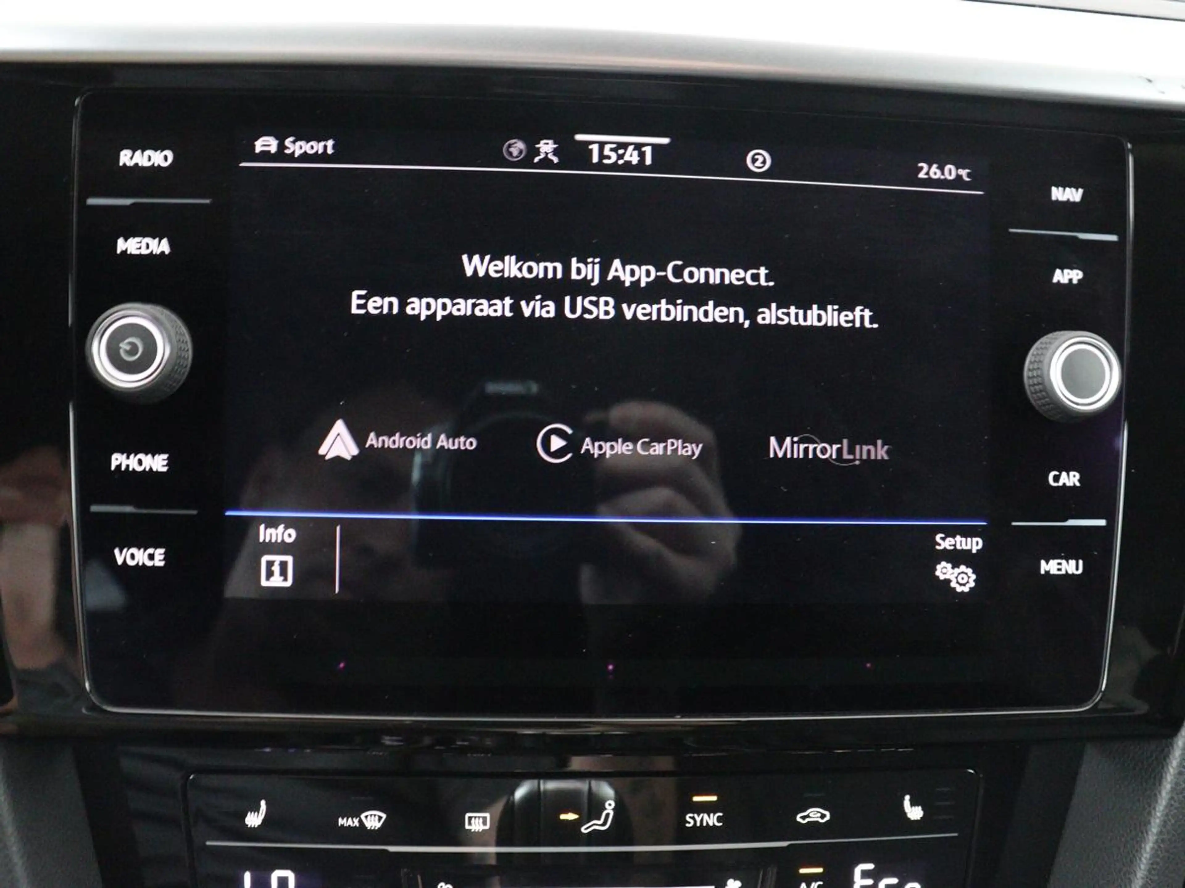 Volkswagen Arteon 1.4 TSI eHybrid R-Line Business+ — photo 9